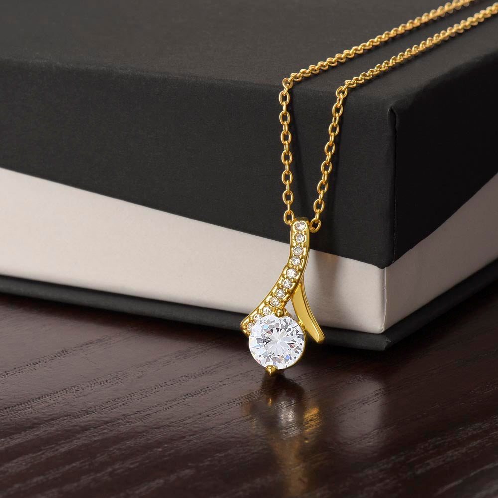 Mom-Last Forever In My Heart Alluring Beauty Necklace