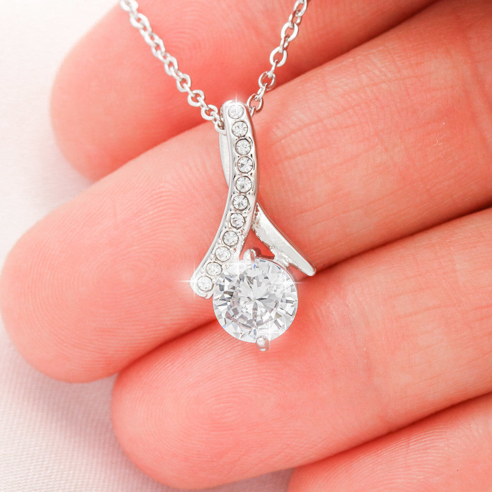 Mom-Last Forever In My Heart Alluring Beauty Necklace