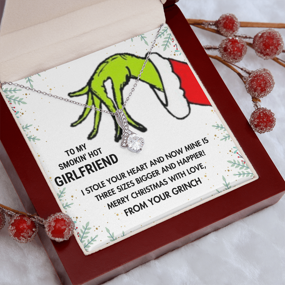 To My Smokin' Hot Girlfriend—I Stole Your Heart Alluring Beauty Necklace